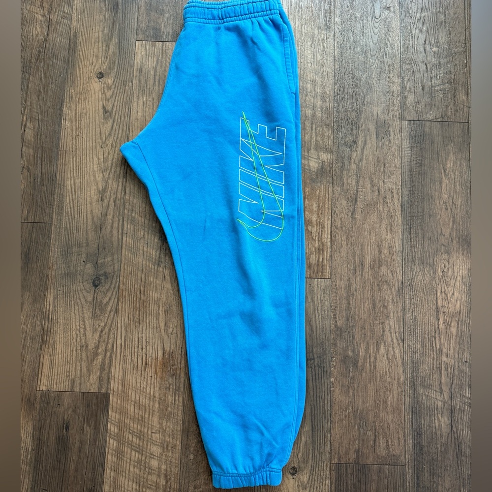 Nike Joggers